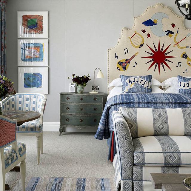 Firmdale Soho Hotel Chelsea Textiles handcarved furniture 01