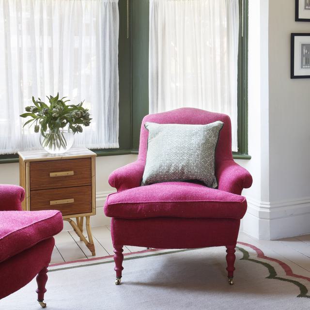 Salvesen Graham Tro030