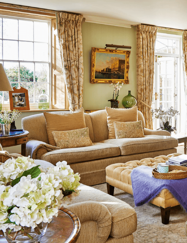 The English Home June 2016 P 52